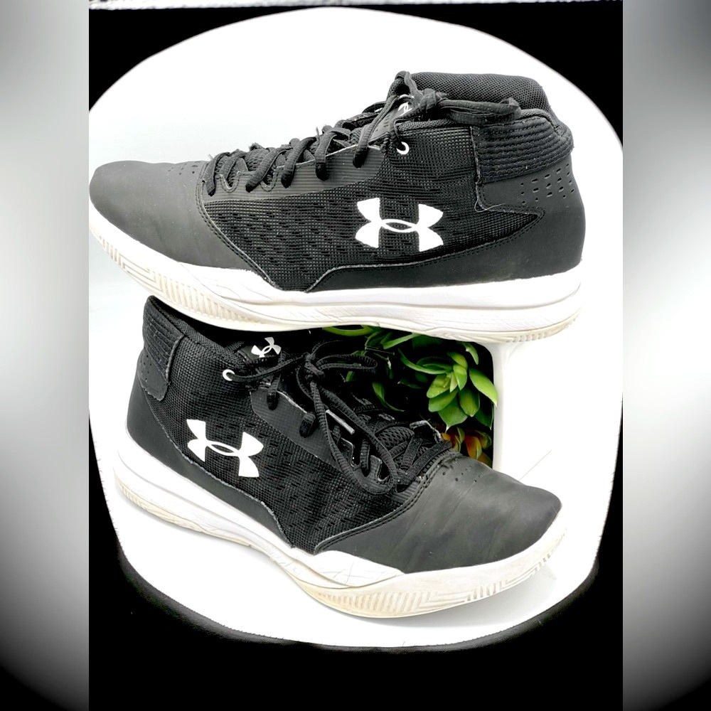 🌺Under Armour Womens Jet 2017
3020633-001 Basketball Shoes🌸🌺 - Picture 7 of 15